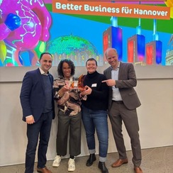 Square 5594161d 6de8 4910 94b3 4a4979283be2